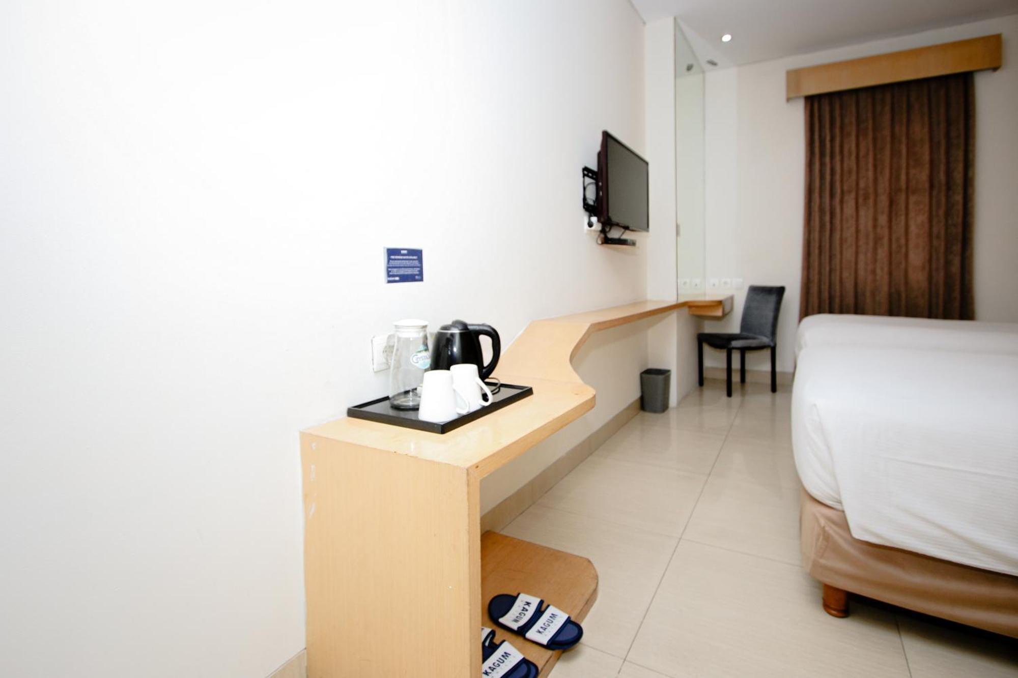 Zodiak Asia Afrika By Kagum Hotels Bandung Esterno foto