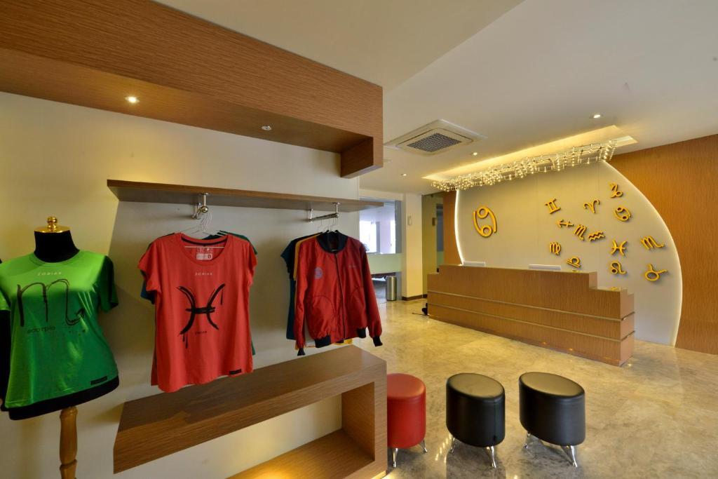 Zodiak Asia Afrika By Kagum Hotels Bandung Esterno foto