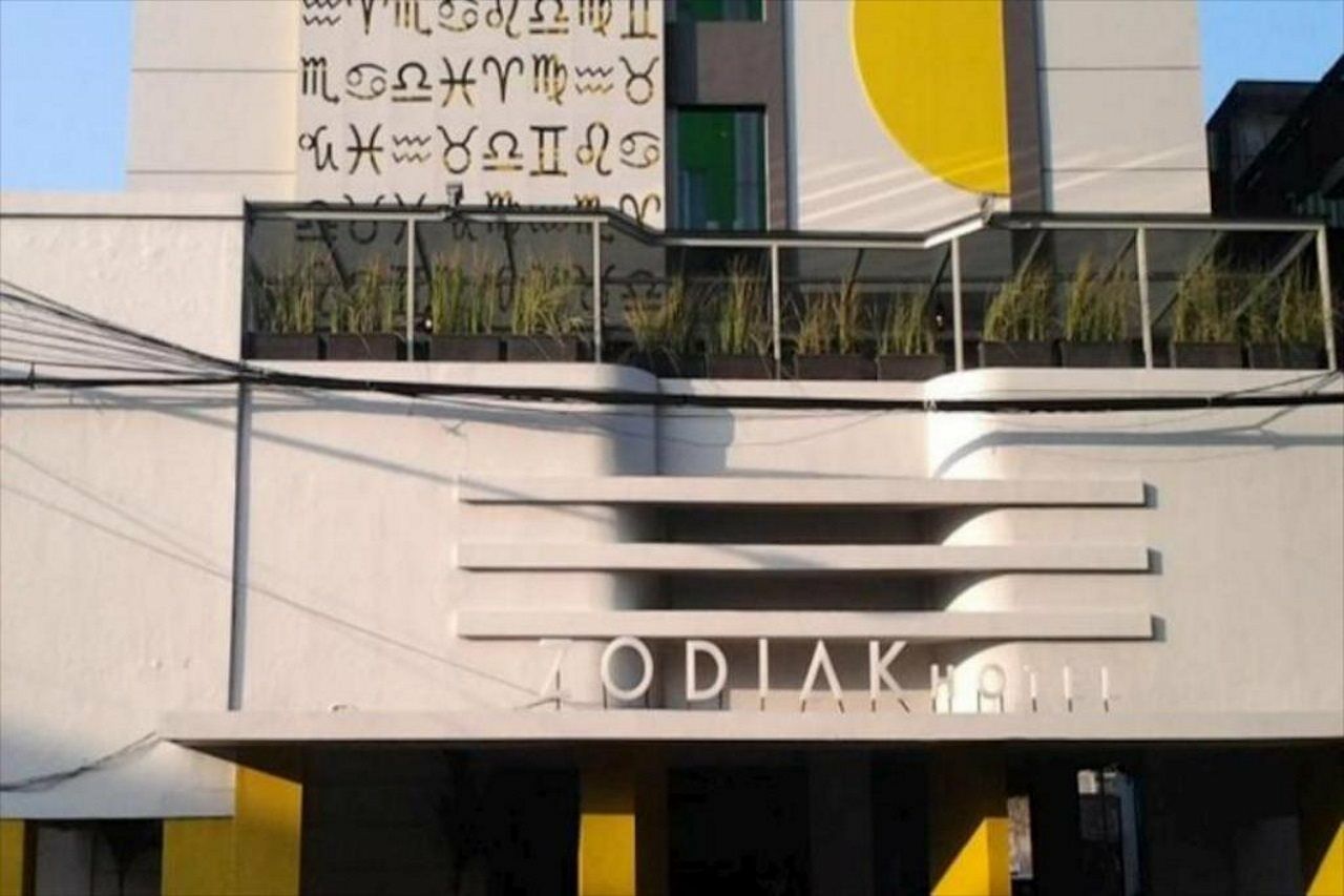 Zodiak Asia Afrika By Kagum Hotels Bandung Esterno foto