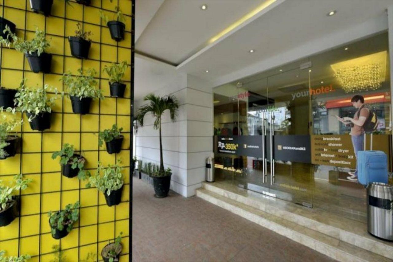Zodiak Asia Afrika By Kagum Hotels Bandung Esterno foto